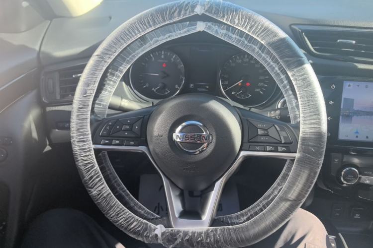 Used Nissan X-Trail 2021 2.0L CVT 2WD XL Premium SmartConnect Deluxe Edition Steering Wheel