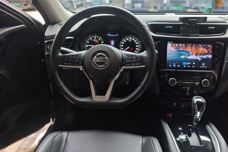 Used Nissan X-Trail 2021 2.0L CVT 2WD XL Premium SmartConnect Deluxe Edition Steering Wheel