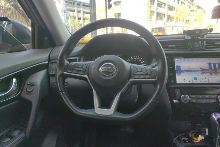 Used Nissan X-Trail 2021 2.0L CVT 2WD XL ITS SmartConnect Comfort Edition Steering Wheel