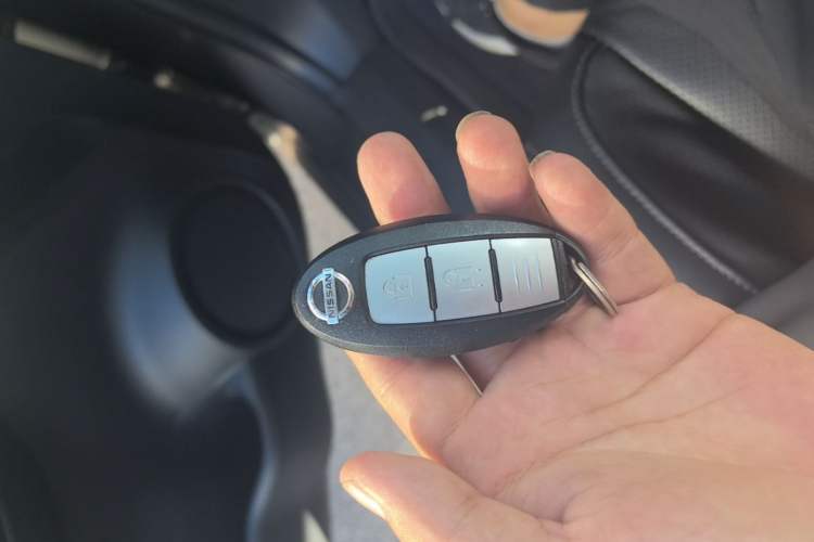 Used Nissan X-Trail 2021 2.0L CVT 2WD XL Premium SmartConnect Deluxe Edition Vehicle Key