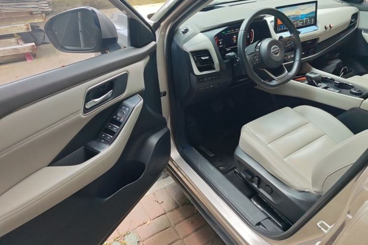 Used Nissan X-Trail 2021 VC-Turbo 300 CVT 4WD Ultimate Edition Driver Seat