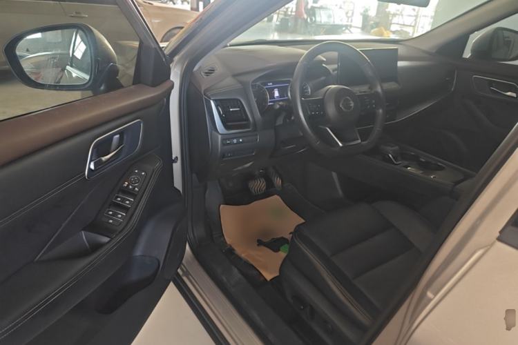 Used Nissan X-Trail 2021 VC-Turbo 300 CVT 2WD Luxury Edition Driver Seat