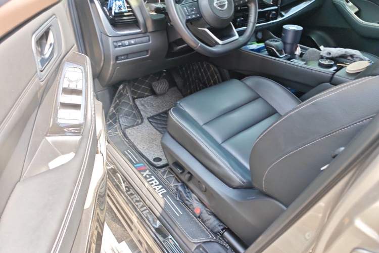 Used Nissan X-Trail 2021 VC-Turbo 300 CVT 4WD Luxury Edition Driver Seat