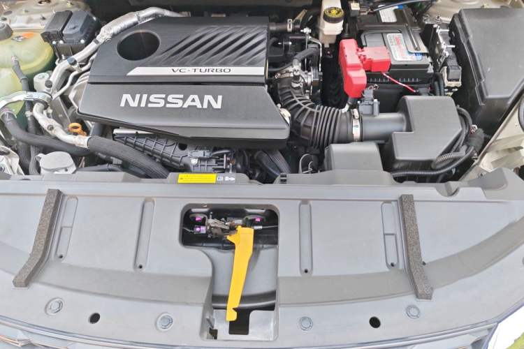 Used Nissan X-Trail 2021 VC-Turbo 300 CVT 4WD Luxury Edition Engine Bay