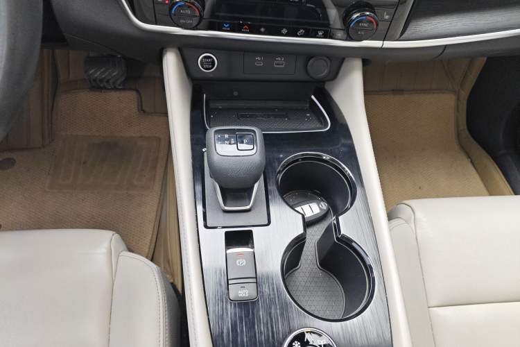Used Nissan X-Trail 2021 VC-Turbo 300 CVT 4WD Ultimate Edition Gear Lever