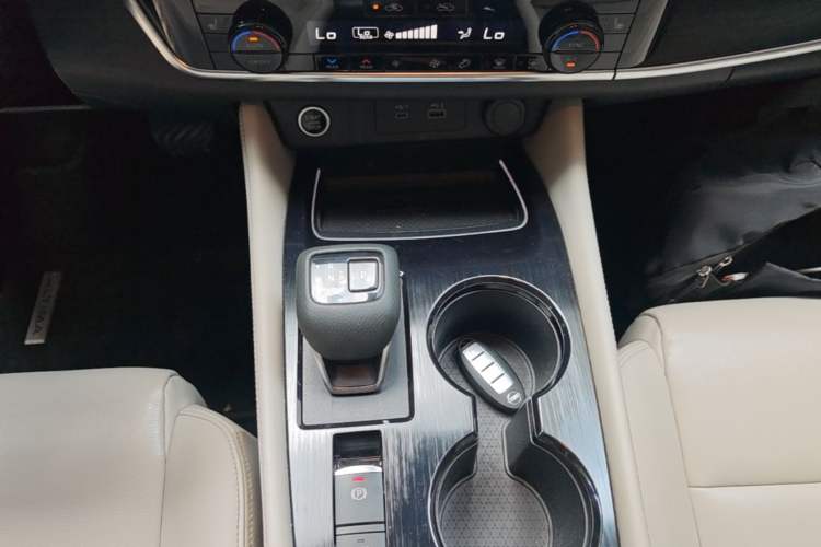 Used Nissan X-Trail 2021 VC-Turbo 300 CVT 4WD Ultimate Edition Gear Lever