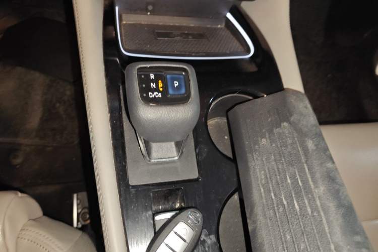 Used Nissan X-Trail 2021 VC-Turbo 300 CVT 4WD Ultimate Edition Gear Lever