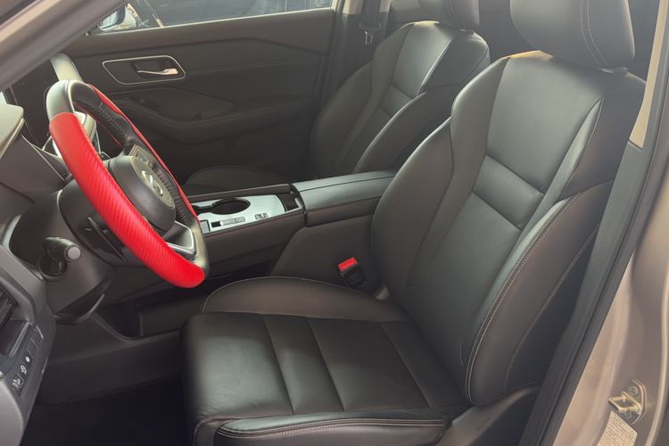 Used Nissan X-Trail 2021 VC-Turbo 300 CVT 2WD Luxury Edition Left Front Seat