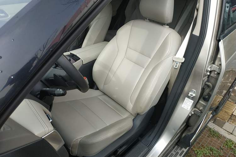 Used Nissan X-Trail 2021 VC-Turbo 300 CVT 4WD Ultimate Edition Left Front Seat