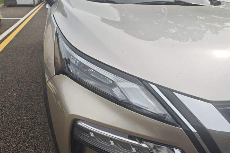 Used Nissan X-Trail 2021 VC-Turbo 300 CVT 2WD Luxury Edition Right Front Headlight
