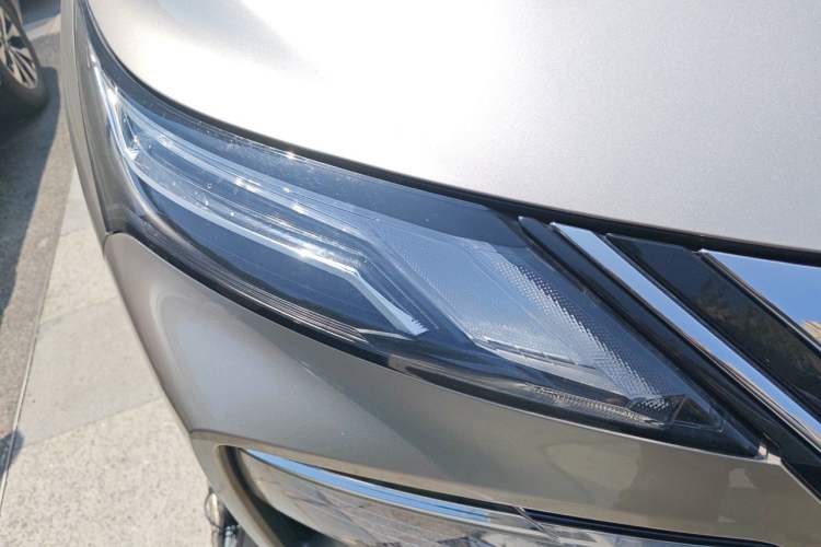Used Nissan X-Trail 2021 VC-Turbo 300 CVT 4WD Luxury Edition Right Front Headlight