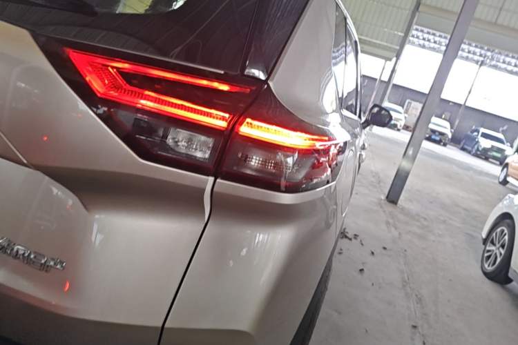Used Nissan X-Trail 2021 VC-Turbo 300 CVT 2WD Luxury Edition Right Rear Taillight
