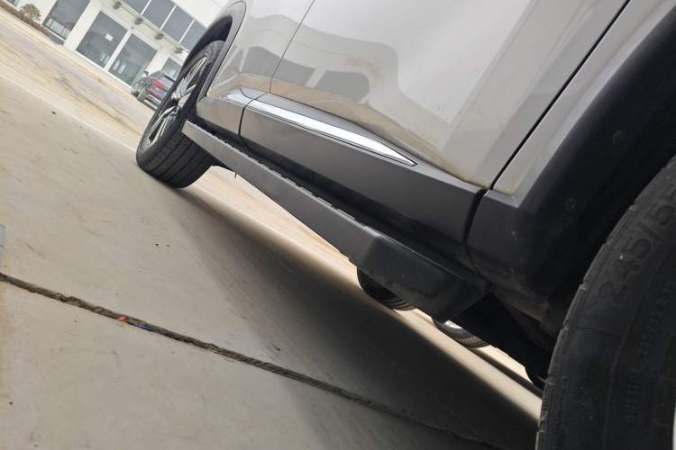 Used Nissan X-Trail 2021 VC-Turbo 300 CVT 4WD Ultimate Edition Right Side Sill
