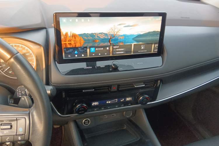 Used Nissan X-Trail 2021 VC-Turbo 300 CVT 2WD Luxury Edition Audio And AC Panel