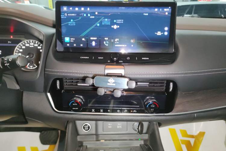 Used Nissan X-Trail 2021 VC-Turbo 300 CVT 4WD Luxury Edition Audio And AC Panel