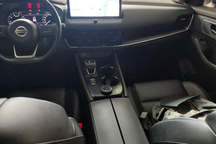 Used Nissan X-Trail 2021 VC-Turbo 300 CVT 4WD Luxury Edition Audio And AC Panel