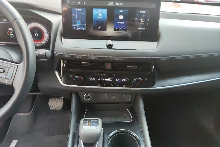 Used Nissan X-Trail 2021 VC-Turbo 300 CVT 4WD Ultimate Edition Audio And AC Panel