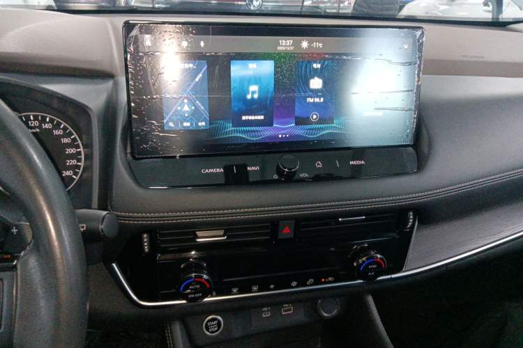 Used Nissan X-Trail 2021 VC-Turbo 300 CVT 4WD Luxury Edition Audio And AC Panel