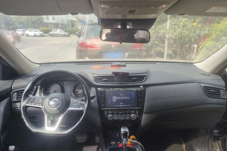 Used Nissan X-Trail 2021 2.0L CVT 2WD XL Premium SmartConnect Deluxe Edition Center Console