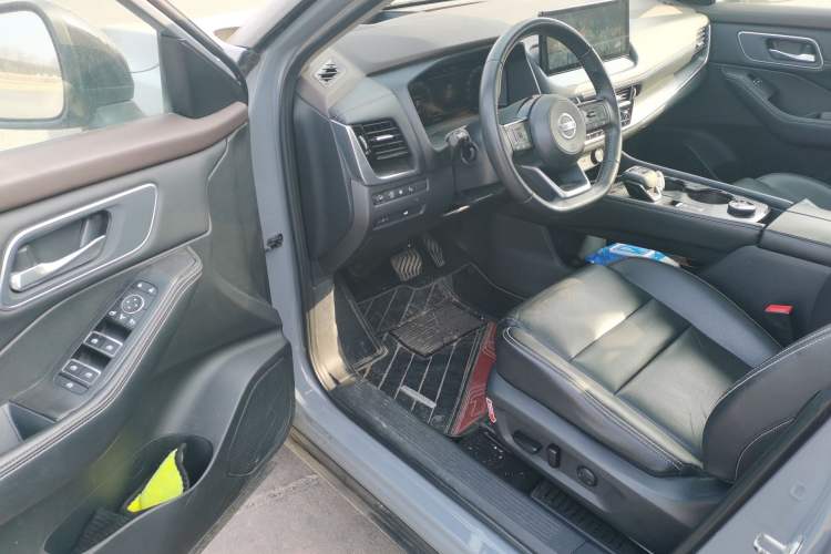 Used Nissan X-Trail 2021 VC-Turbo 300 CVT 4WD Ultimate Edition Driver Seat
