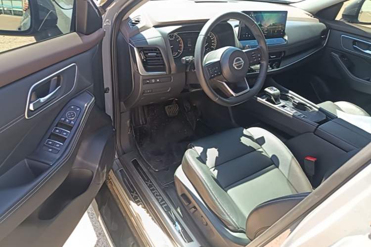 Used Nissan X-Trail 2021 VC-Turbo 300 CVT 2WD Luxury Edition Driver Seat
