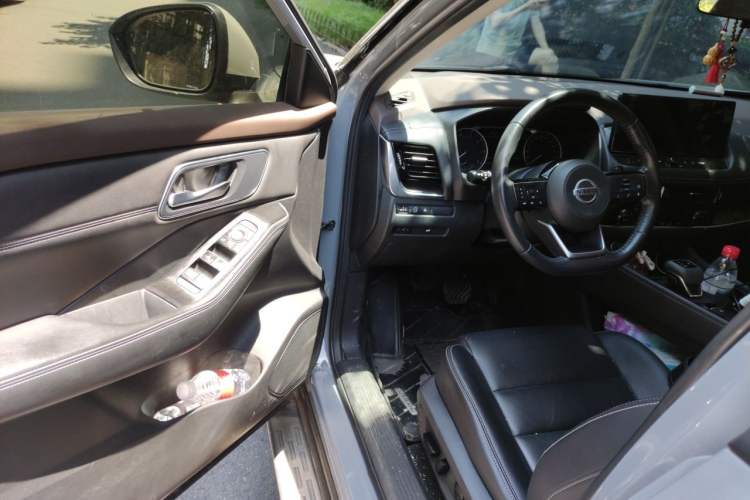Used Nissan X-Trail 2021 VC-Turbo 300 CVT 4WD Luxury Edition Driver Seat