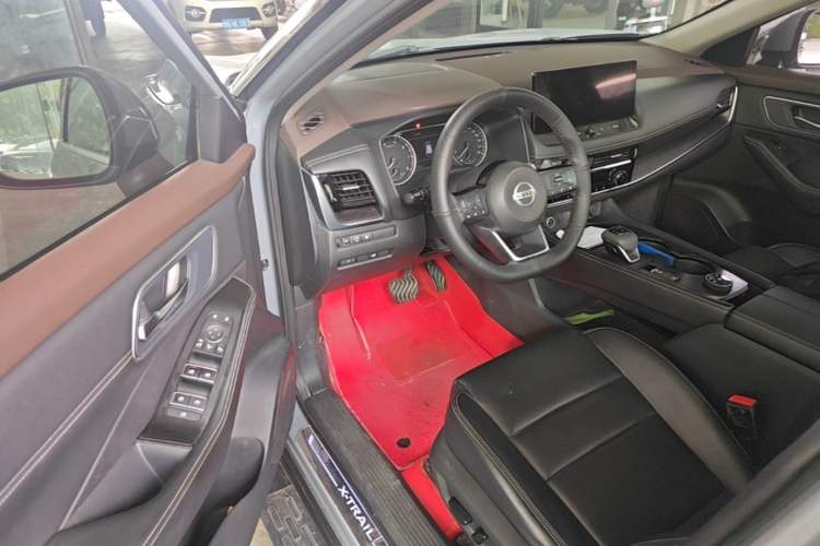 Used Nissan X-Trail 2021 VC-Turbo 300 CVT 4WD Luxury Edition Driver Seat