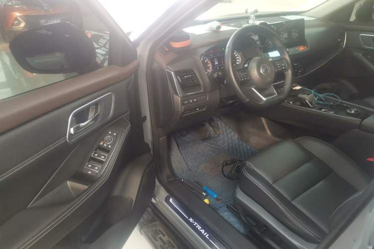 Used Nissan X-Trail 2021 VC-Turbo 300 CVT 4WD Luxury Edition Driver Seat