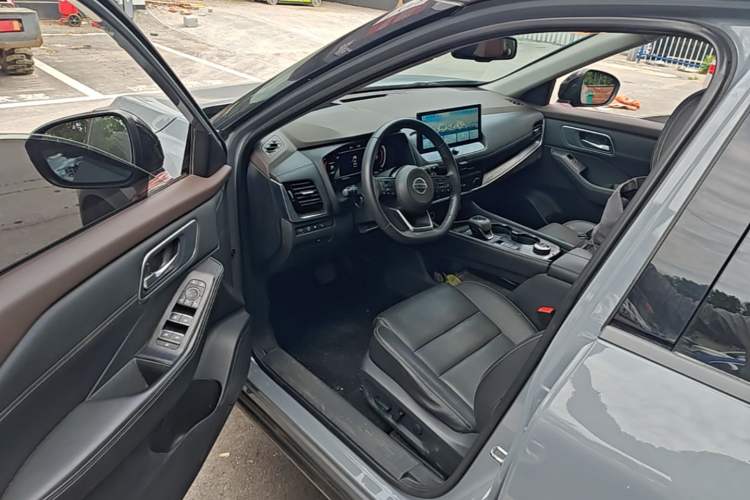 Used Nissan X-Trail 2021 VC-Turbo 300 CVT 4WD Ultimate Edition Driver Seat