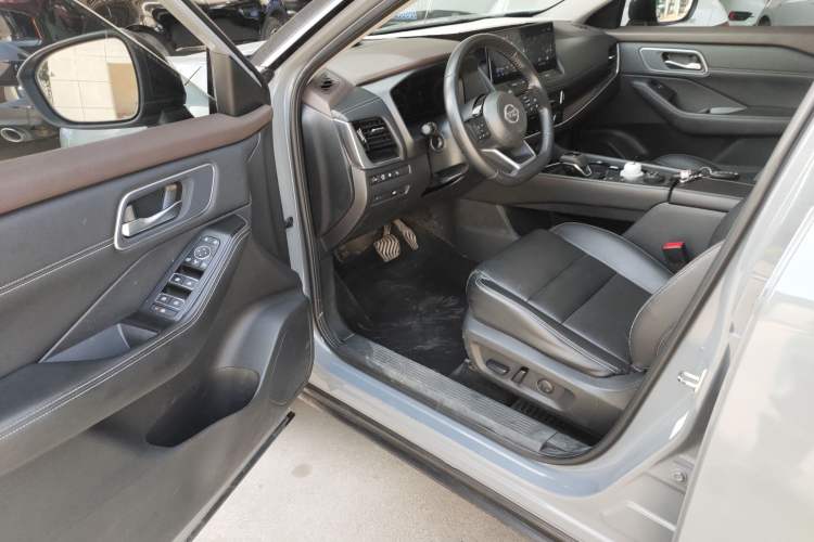 Used Nissan X-Trail 2021 VC-Turbo 300 CVT 4WD Ultimate Edition Driver Seat