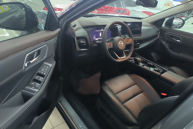 Used Nissan X-Trail 2021 VC-Turbo 300 CVT 4WD Ultimate Edition Driver Seat
