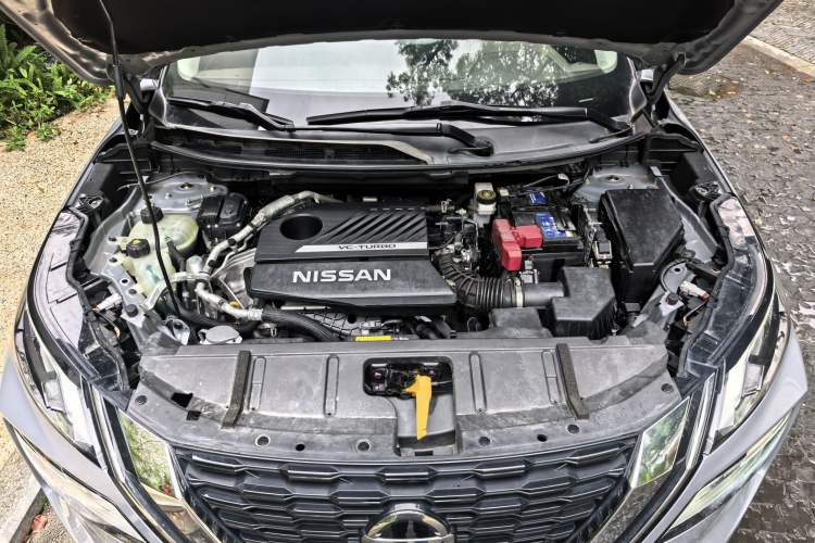 Used Nissan X-Trail 2021 VC-Turbo 300 CVT 2WD Luxury Edition Engine Bay
