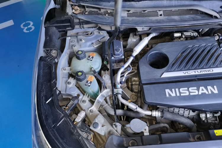 Used Nissan X-Trail 2021 VC-Turbo 300 CVT 2WD Luxury Edition Engine Bay Right