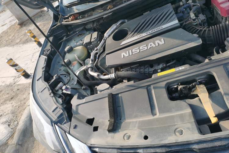 Used Nissan X-Trail 2021 VC-Turbo 300 CVT 4WD Ultimate Edition Engine Bay Right