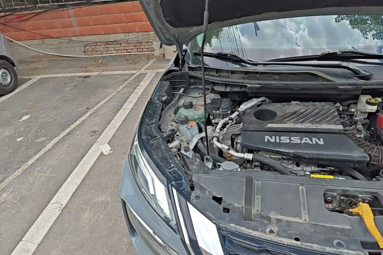 Used Nissan X-Trail 2021 VC-Turbo 300 CVT 4WD Ultimate Edition Engine Bay Right