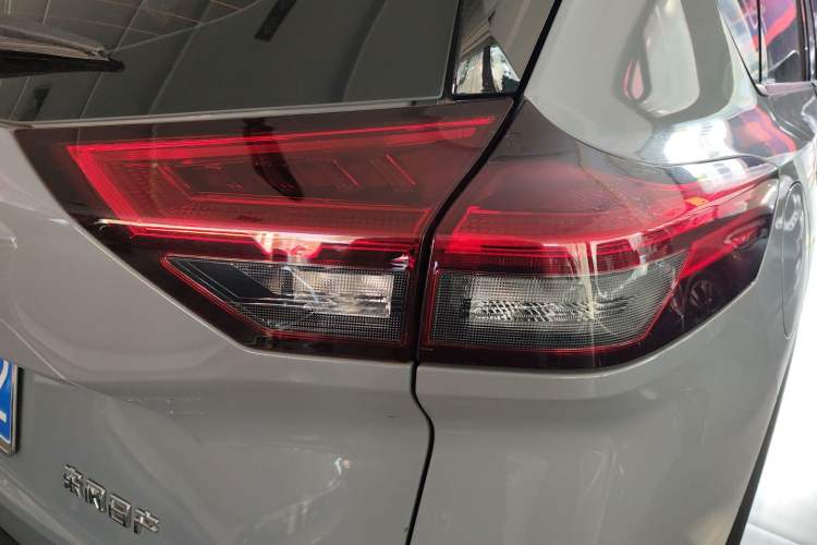 Used Nissan X-Trail 2021 VC-Turbo 300 CVT 4WD Luxury Edition Exterior 2