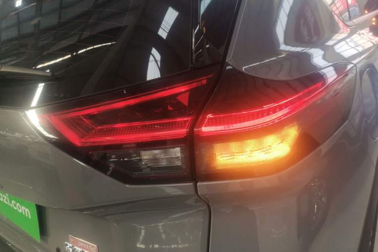 Used Nissan X-Trail 2021 VC-Turbo 300 CVT 4WD Luxury Edition Exterior 3