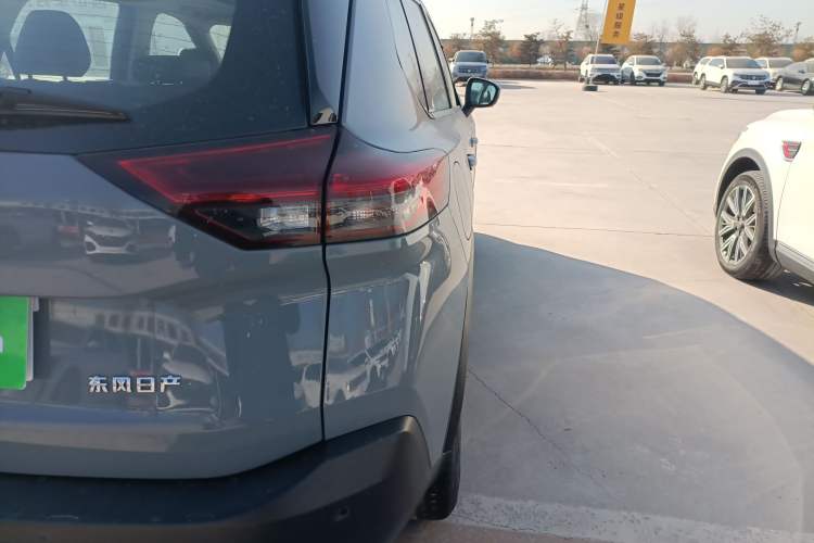 Used Nissan X-Trail 2021 VC-Turbo 300 CVT 2WD Luxury Edition Exterior 6