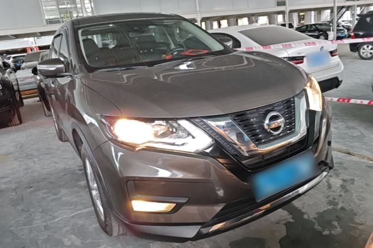 Used Nissan X-Trail 2021 2.0L CVT 2WD XL ITS Comfort Commemorative Edition Front Right 45 Deg