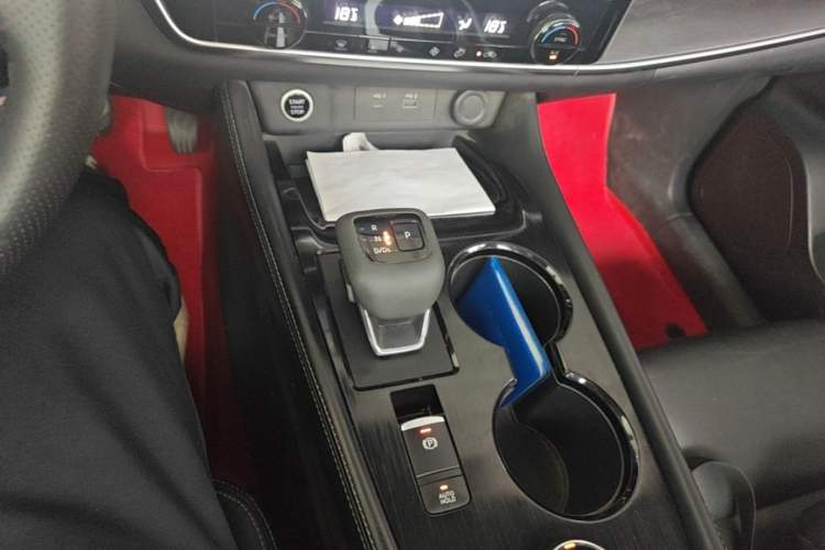 Used Nissan X-Trail 2021 VC-Turbo 300 CVT 4WD Luxury Edition Gear Lever