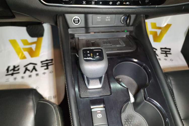 Used Nissan X-Trail 2021 VC-Turbo 300 CVT 4WD Luxury Edition Gear Lever