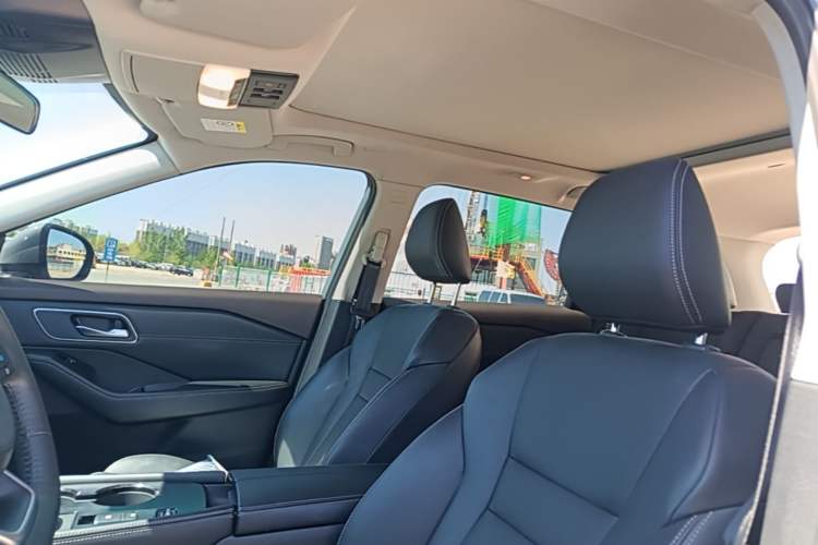Used Nissan X-Trail 2021 VC-Turbo 300 CVT 2WD Luxury Edition Headliner