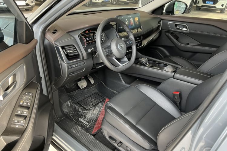 Used Nissan X-Trail 2021 VC-Turbo 300 CVT 2WD Luxury Edition Interior 2