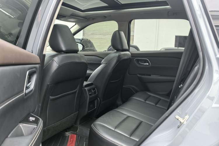 Used Nissan X-Trail 2021 VC-Turbo 300 CVT 2WD Luxury Edition Interior 2