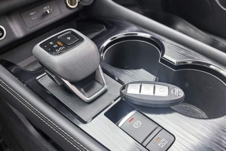 Used Nissan X-Trail 2021 VC-Turbo 300 CVT 2WD Luxury Edition Interior 3