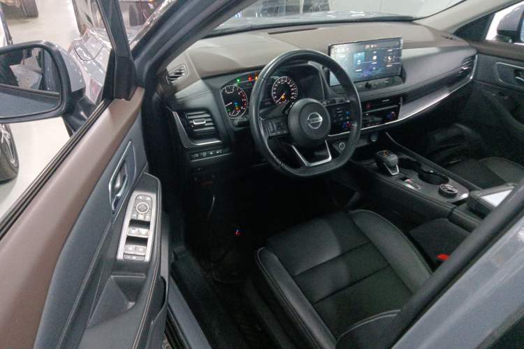 Used Nissan X-Trail 2021 VC-Turbo 300 CVT 4WD Luxury Edition Interior 3