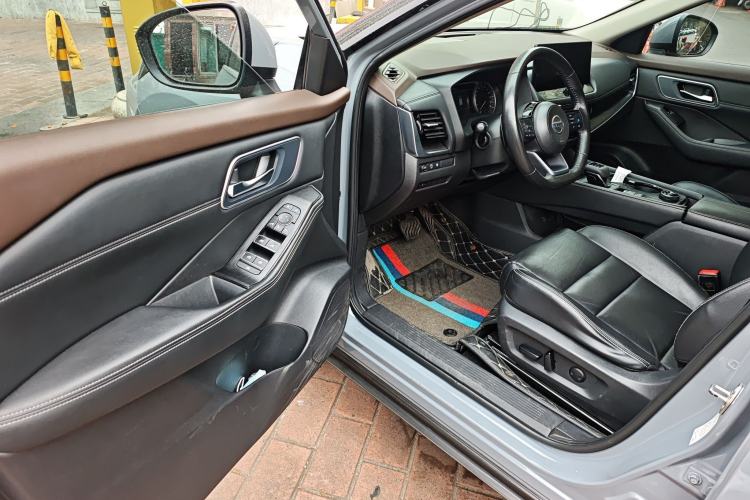 Used Nissan X-Trail 2021 VC-Turbo 300 CVT 4WD Luxury Edition Interior 3
