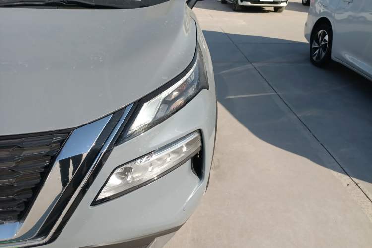 Used Nissan X-Trail 2021 VC-Turbo 300 CVT 2WD Luxury Edition Left Front Headlight