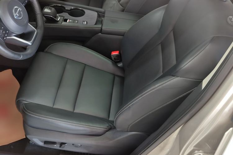 Used Nissan X-Trail 2021 VC-Turbo 300 CVT 2WD Luxury Edition Left Front Seat