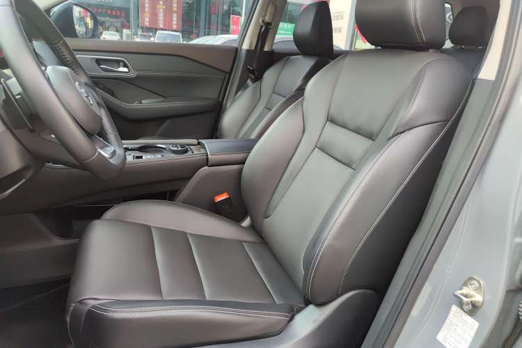 Used Nissan X-Trail 2021 VC-Turbo 300 CVT 4WD Ultimate Edition Left Front Seat